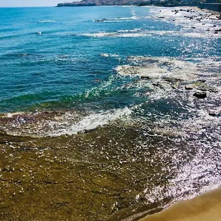 En..suite Apartamento Cefalù